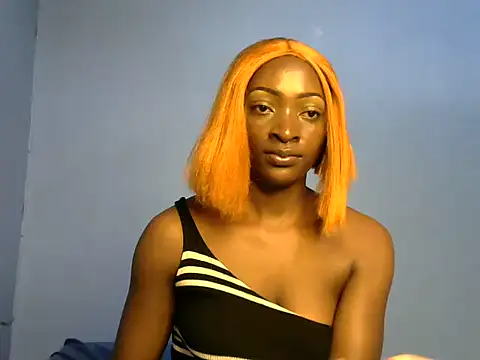 Sexy_shoku naked in live sex video chat