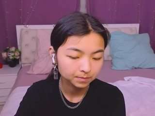 ShyKira on webcam for live free nude chat now