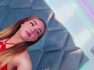 Sofia-Millerr on webcam for live free nude chat now