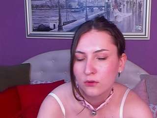 SofiLynn on webcam for live free nude chat now