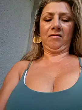 susanamodelo50 naked in live sex video chat