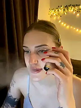 Tall_Doll naked in live sex video chat