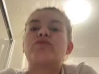 illesttiffany on webcam for live free nude chat now