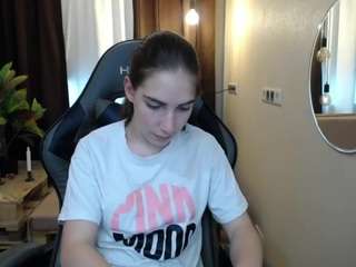 NikaStark on webcam for live free nude chat now