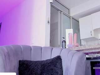 SABRINATUCKER on webcam for live free nude chat now
