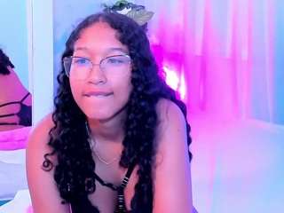 Tamaralorens on webcam for live free nude chat now