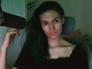 TemptTrix on webcam for live free nude chat now