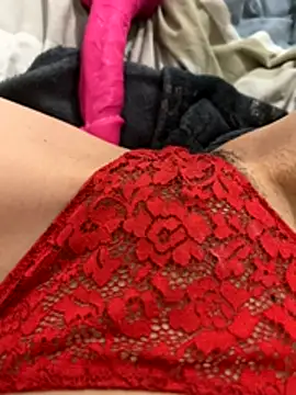 blonda4300 naked in live sex video chat