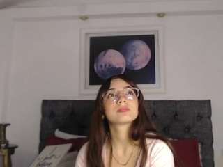 cloe-taylor7 on webcam for live free nude chat now