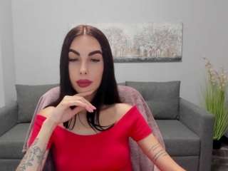 ElizaMayson on webcam for live free nude chat now