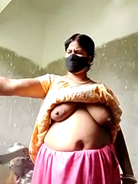 Hot-Keran naked in live sex video chat