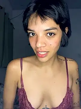 InternationalMari naked in live sex video chat