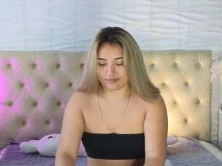 lily-foster on webcam for live free nude chat now
