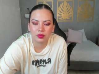 lisa-purple on webcam for live free nude chat now