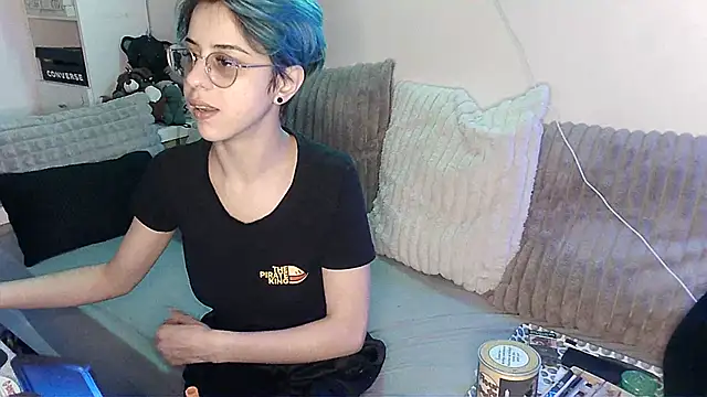 LisandreLaVenale naked in live sex video chat