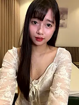 -Meimei- naked in live sex video chat