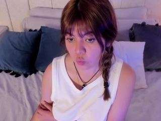 Pinky-connie on webcam for live free nude chat now