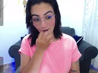 akane25 on webcam for live free nude chat now