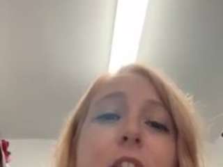 Averyxrose on webcam for live free nude chat now