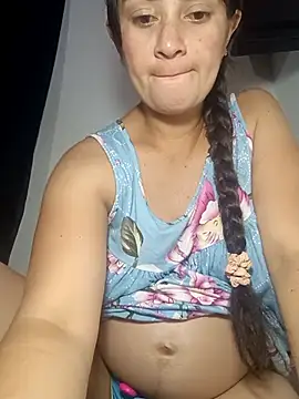 CamilaHeisel naked in live sex video chat