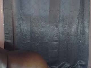 CocoSoWet on webcam for live free nude chat now