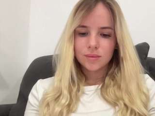 LindseyCandy on webcam for live free nude chat now