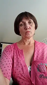 MargoFire523 naked in live sex video chat