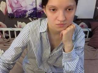 MelanieGrand on webcam for live free nude chat now