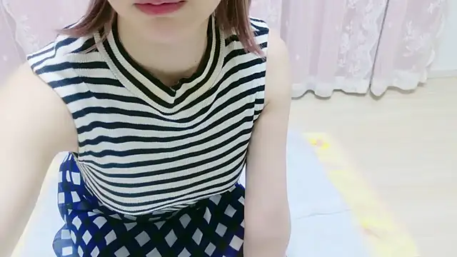 -moeko- naked in live sex video chat