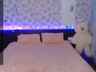 shyfox-sx on webcam for live free nude chat now