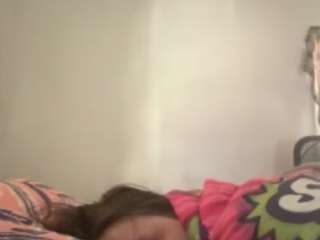 SlutyLily on webcam for live free nude chat now