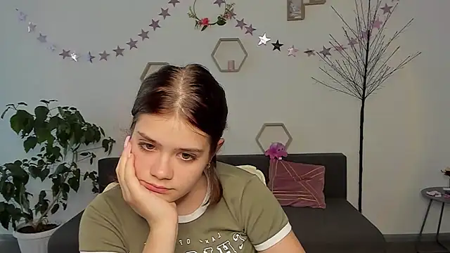 SofiaBronte naked in live sex video chat