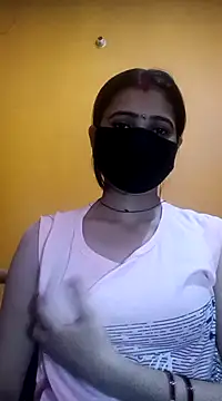 Cute-Harshita naked in live sex video chat