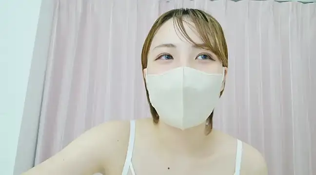 __EMA__ naked in live sex video chat