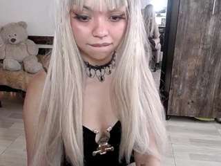 emerald00 on webcam for live free nude chat now