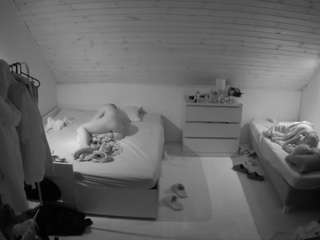 Julmodels Bedroom-B3 on webcam for live free nude chat now