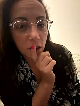 kymii naked in live sex video chat