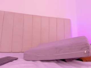 lilikiss on webcam for live free nude chat now