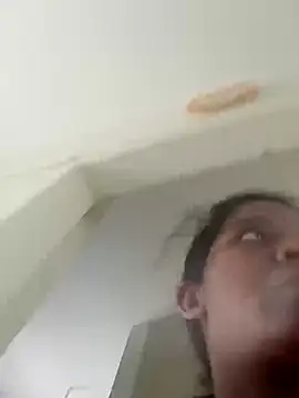 Manisha-Love naked in live sex video chat
