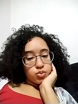 milyy_669 naked in live sex video chat