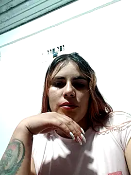 Misscata1106 naked in live sex video chat