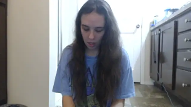 MissSunshine24 naked in live sex video chat