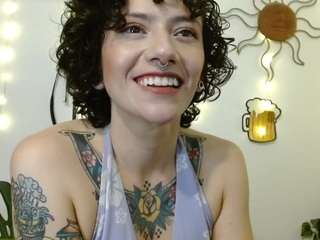 Rileykit on webcam for live free nude chat now