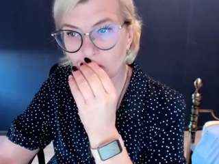 sabrinamacmarren on webcam for live free nude chat now