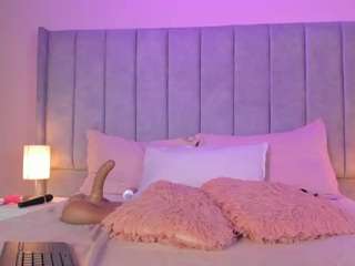 Sara Garcia , ?? on webcam for live free nude chat now