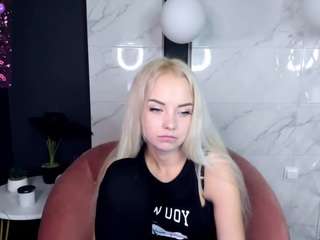 StephanieSea on webcam for live free nude chat now