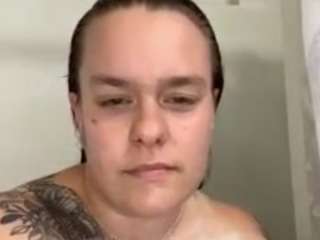 Tatted-lis on webcam for live free nude chat now