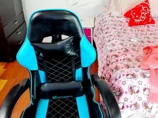 valerye-dolly on webcam for live free nude chat now