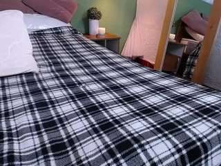 velentina-moore on webcam for live free nude chat now
