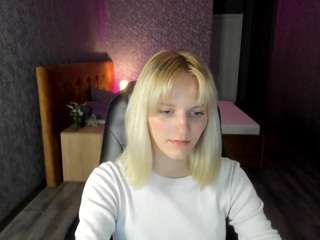 Alice-Elf on webcam for live free nude chat now